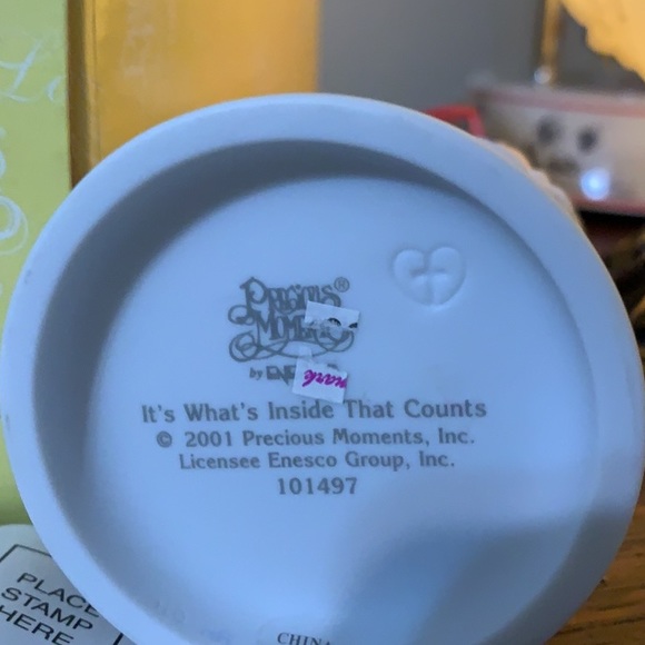 Precious Moment,  It’s What’s Inside That Counts. - Picture 6 of 6